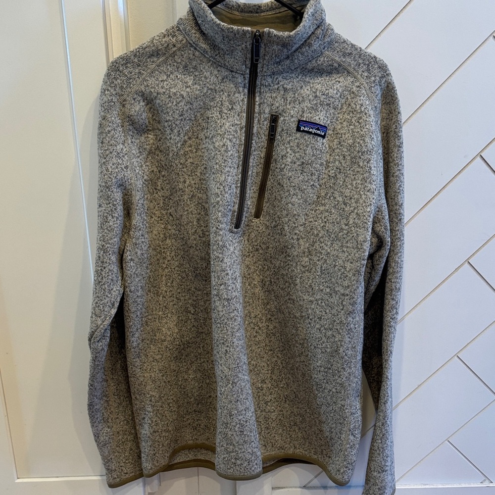 Patagonia Tan/Gray Fleece Pullover